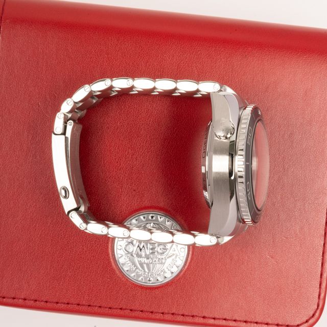 Omega Planet Ocean 232.30.46.51.01.001 Image 4